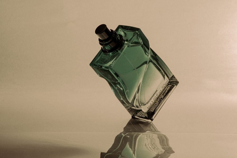 Citrus Noir Cologne